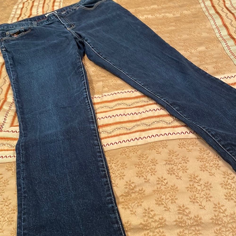 NWOT American Living jeans, like new, dark blue, slim leg, 10